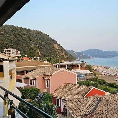 Breeze Apartament Glifada