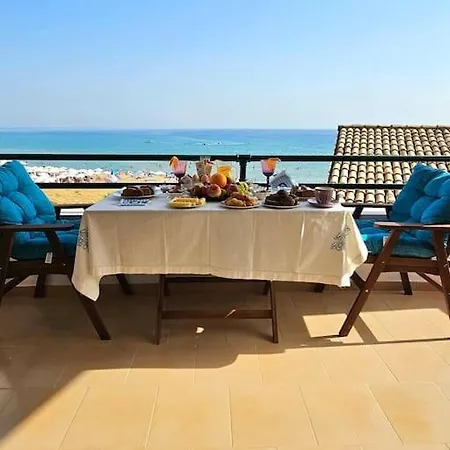 Breeze Glyfada