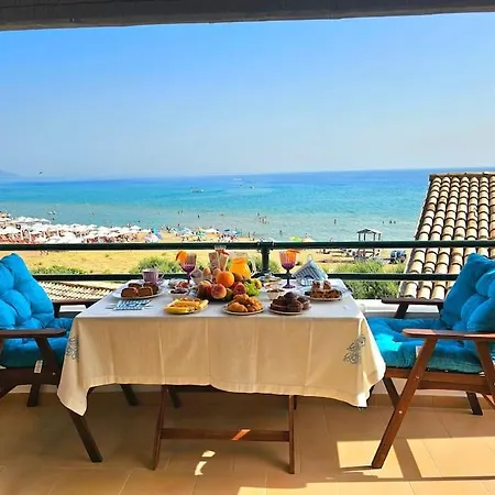 Apartment Breeze Glyfada *